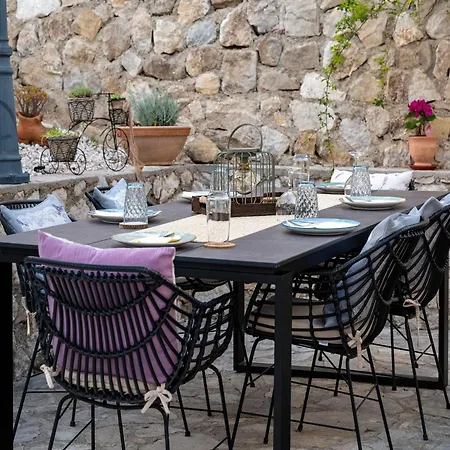 In With Infinity Pool & Views Villa Makarska